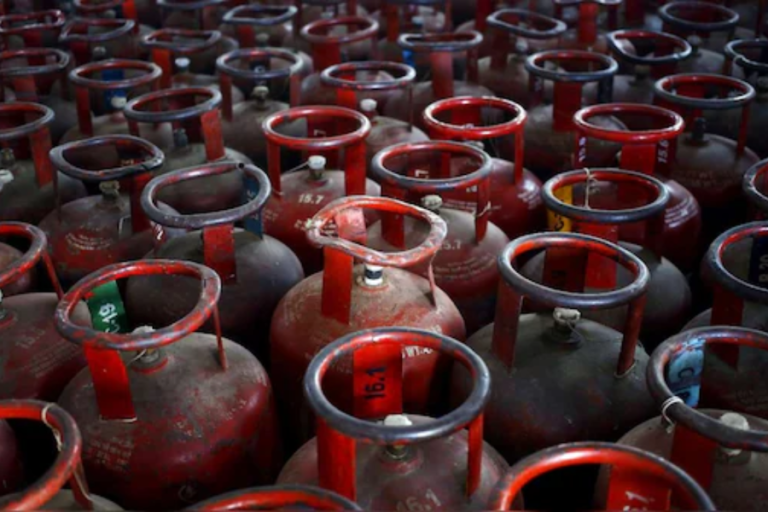 free lpg cylinders | dailybharat.org
