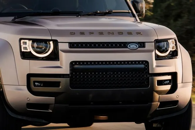Defender car price 